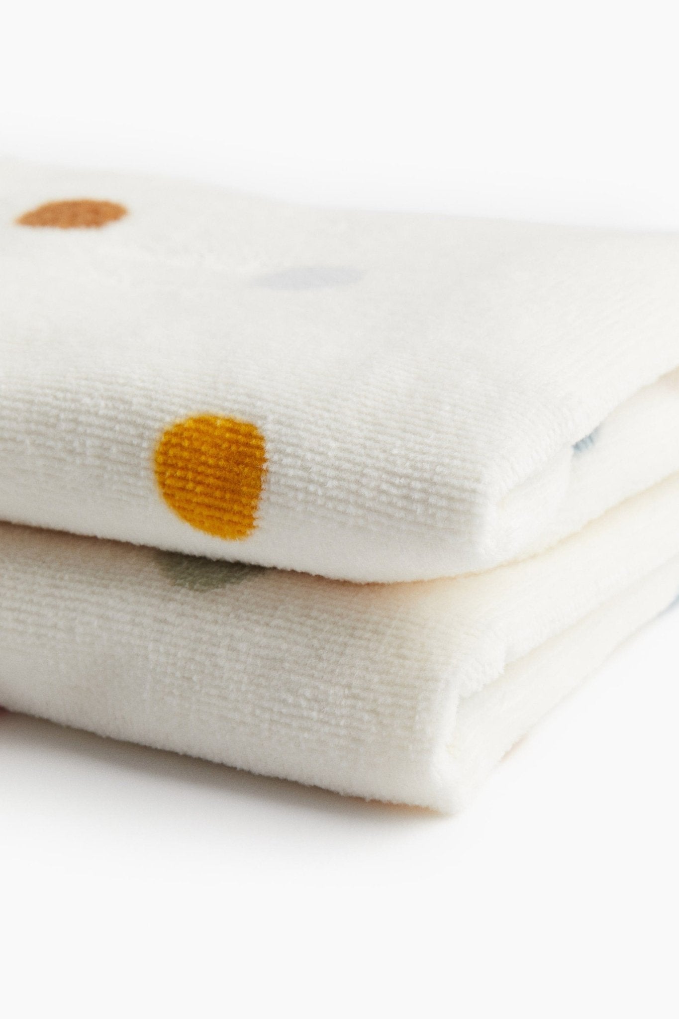 Patterned Bath Towel – Soft Cotton Towel with Colorful Dots - Nssoma